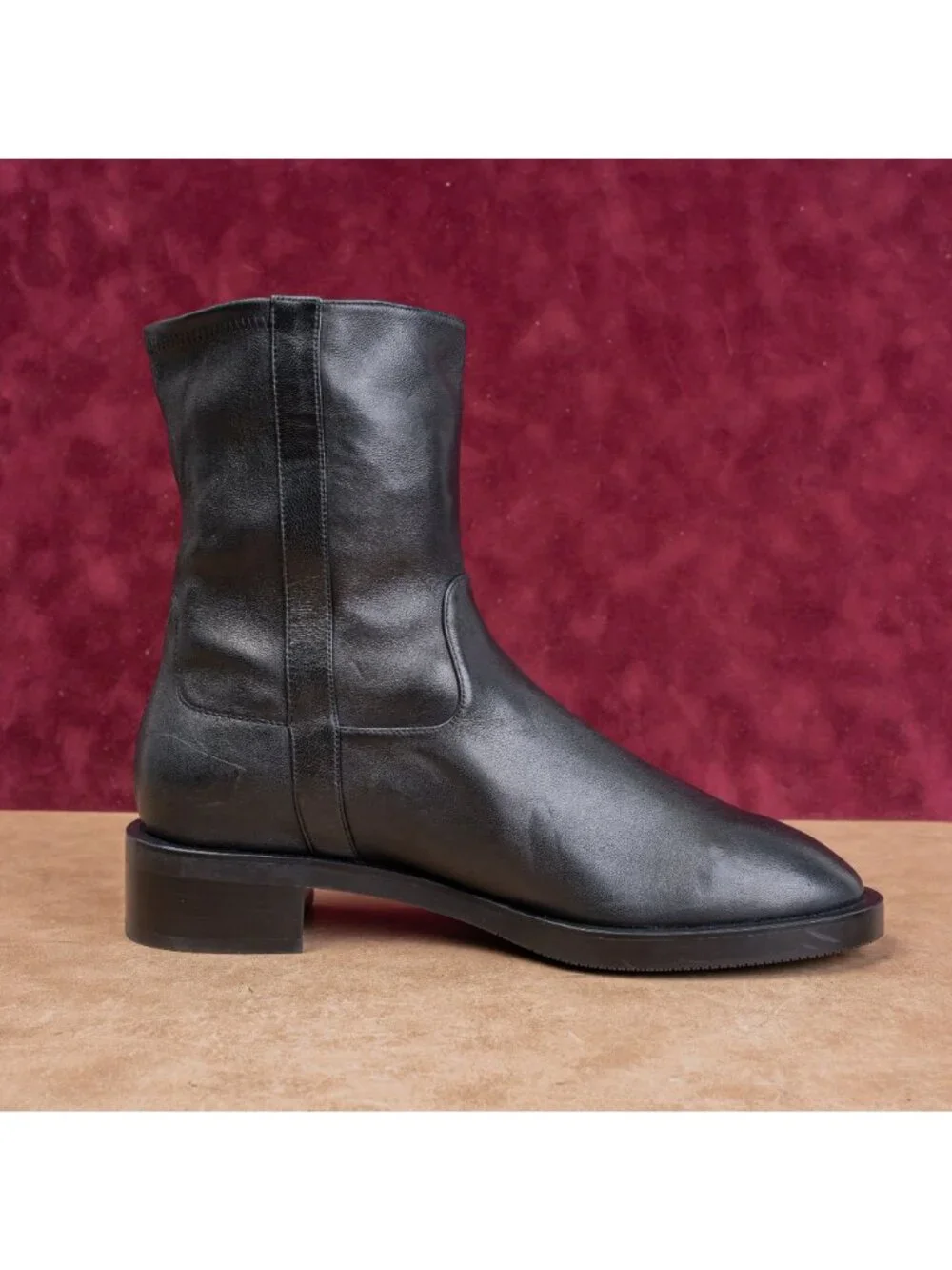 Stuart Weitzman new no